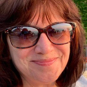 Meet your Posher, Monique